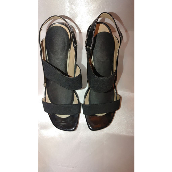 Donald J. Pliner May Heels Size 8M - Picture 3 of 6